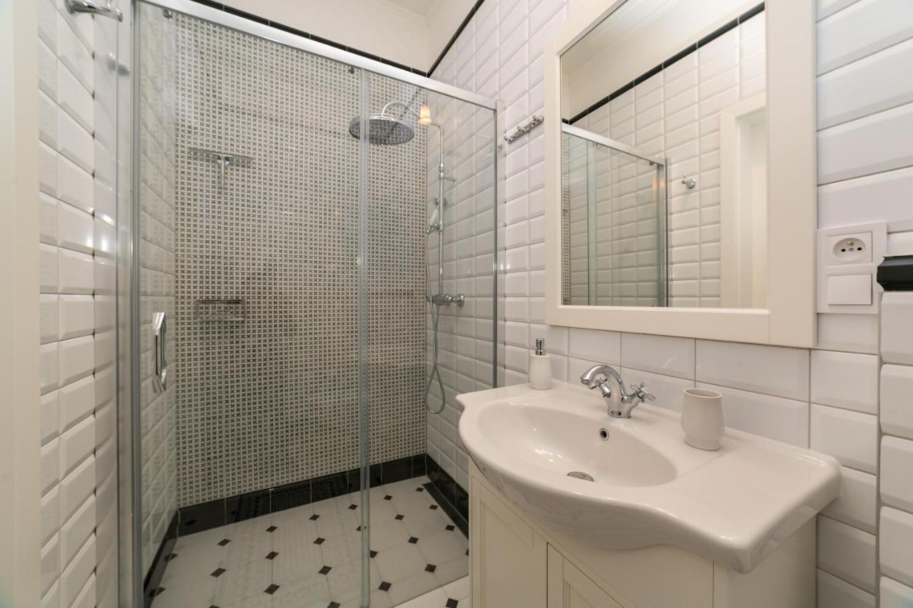 New Studio 3 - Self Check In, Parking Possible, Weekend Free Parking Bratislava Exterior photo